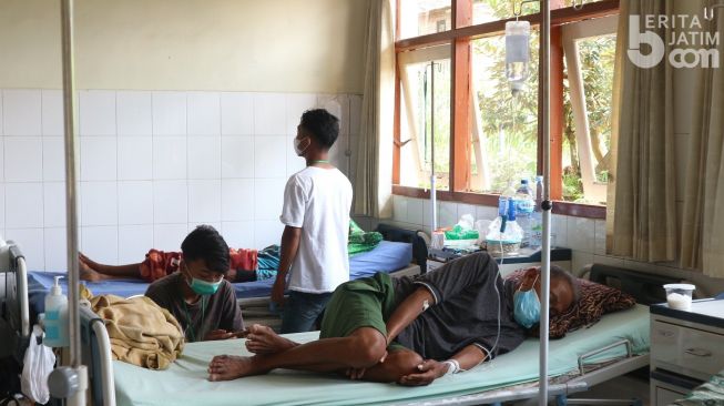 44 Warga Banjarejo Kabupaten Magetan Diduga Keracunan Menu Hajatan