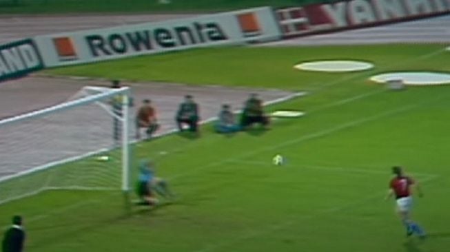 Jelang Euro 2020: Mengenang Teknik Unik Eksekusi Penalti Antonin Panenka di Euro 1976