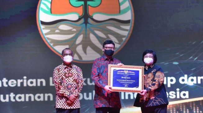 Menteri Siti Nurbaya Terima Anugerah Kearsipan dari ANRI