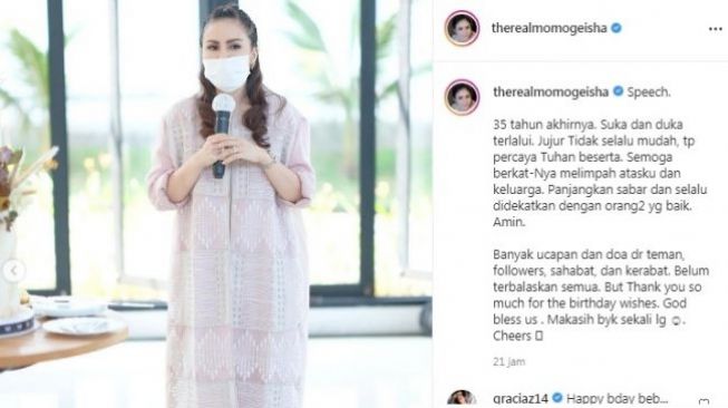 Momen Momo Geisha ulang tahun ke 35 tahun [instagram] 