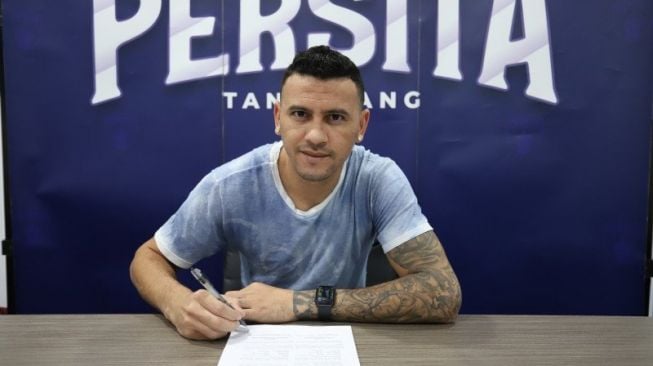 Tira Persikabo Segera Selesaikan Masalah Gaji Alex Goncalves