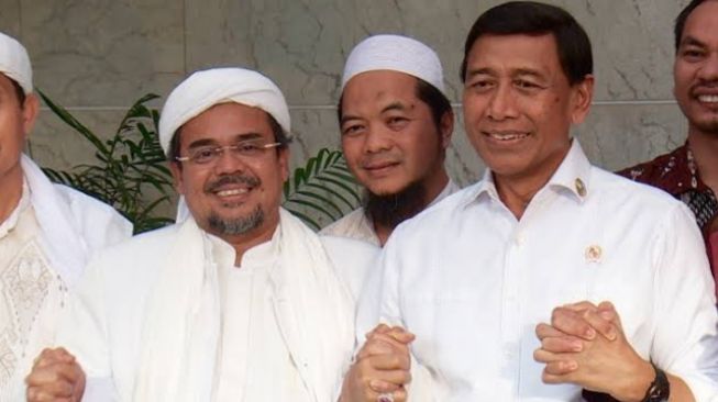 Habib Rizieq Shihab Blak-blakan Diminta Dukung Program Jokowi Sebelum Pulang ke Indonesia