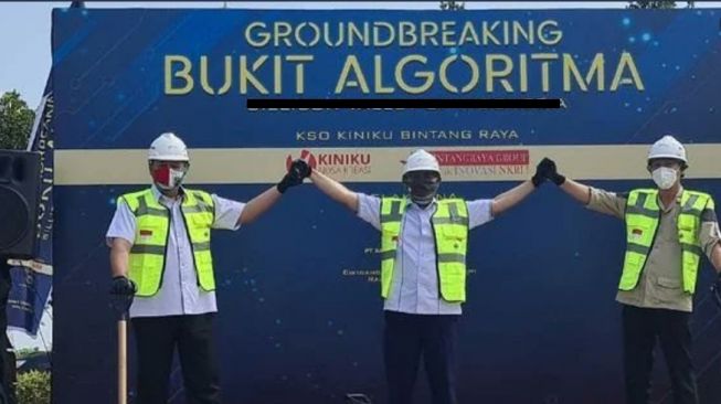 Peletakan Batu Pertama Bukit Algoritma Disorot, Tulisan 'Silicon' Masih Typo