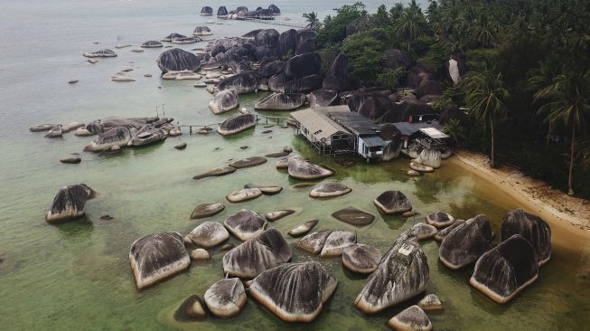 Potensi Wisata Geologi di Natuna