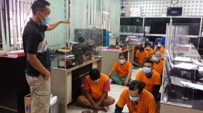 Warga Kepri Ingin Lapor Premanisme dan Pungli? Gampang, Begini Caranya