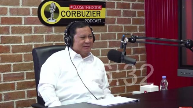 Menteri Pertahanan Prabowo Subianto tampil perdana di Program Podcast #CLOSETHEDOOR Deddy Corbuzier, Sabtu 12 Juni 2021. Video podcast ditayangkan Minggu 13 Juni 2021 / {SuaraSulsel.id]