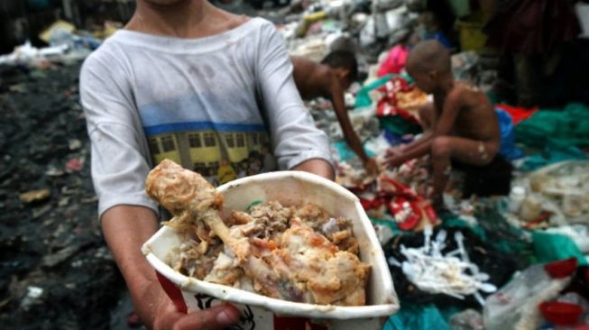 Mengenal Pagpag, Makanan Sisa dari Mengais Sampah yang Dijual Rp 6 Ribu