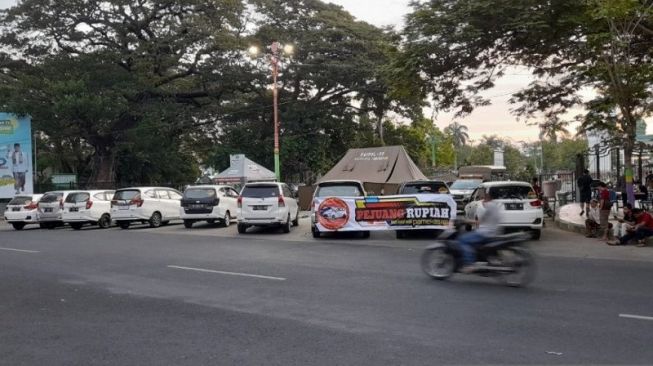 Ealah! Bukannya Melindungi, Polisi Pamekasan Ini Malah Gelapkan 8 Mobil Warga