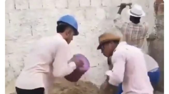 Viral Video Kuli Gabut Jadi Musisi Dadakan, Berhasil Bikin Ngakak Warganet