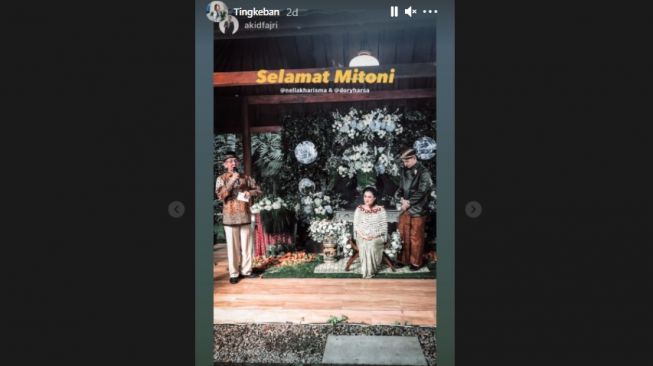 Tingkeban Nella Kharisma dan Dory Harsa. [Instagram/nellakharisma]