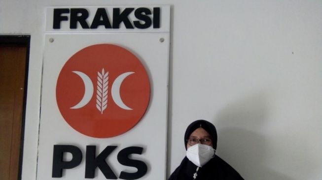DPRD Cianjur: Akun Sosmed dan Selebgram Wajib Ditagih Pajak!