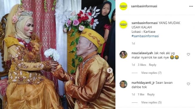 Viral pernikahan lansia di Sambas, Kalimantan Barat. (Instagram/@sambasinformasi)