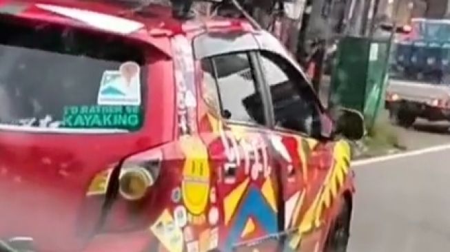 Potret Daihatsu Ayla Jadi Sorotan Pemobil, Tampilannya Unik dan Nyentrik