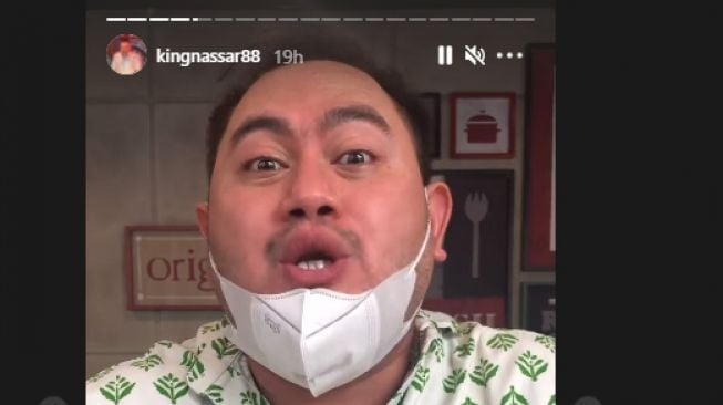 Warganet Ngaku Siap Antre, Viral Video KFC Kolaborasi dengan Nassar Oppa. (Instagram/@kingnassar88)