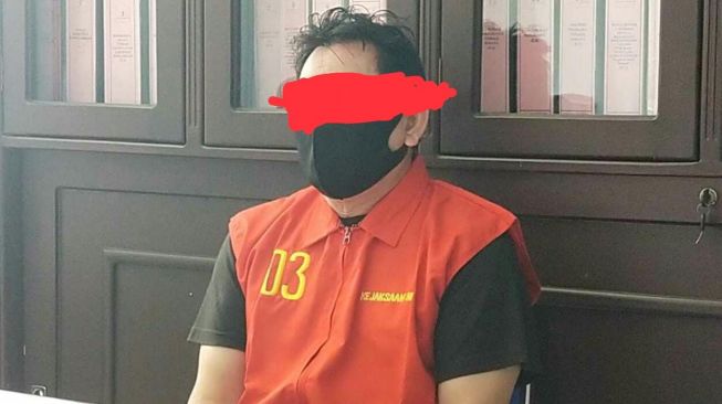 Hukum Tua Terduga Kasus Korupsi Dana Desa, Diciduk Penyidik Kejari Minahasa