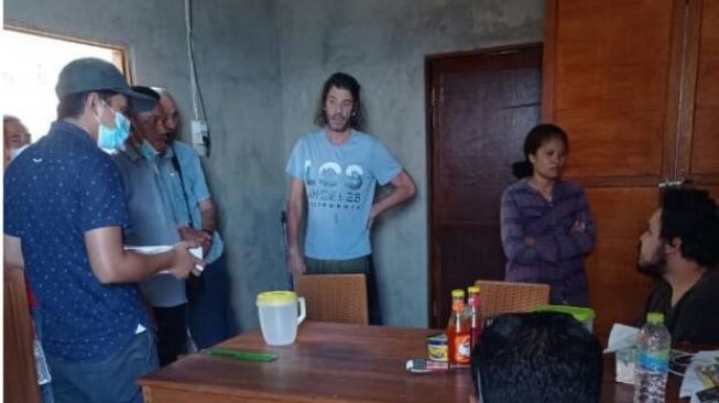Pesan Narkotika Jenis Baru Via Pos, WN Australia Diamankan Polda NTT