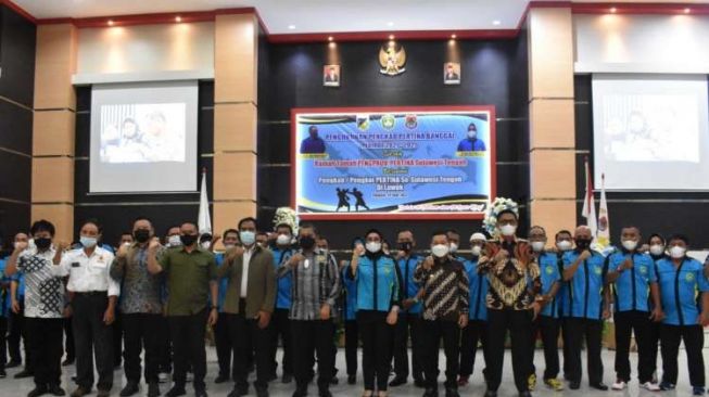 Kapolres Banggai AKBP Satria Adrie Vibrianto Menghadiri Pelantikan PERTINA 