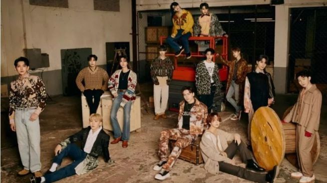 SEVENTEEN Tunda Promosi Comeback Setelah Staf Mereka Positif COVID-19