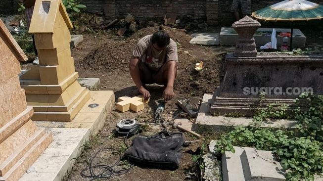 Gempar! 12 Makam di Solo Dirusak, Pelakunya Bikin Miris