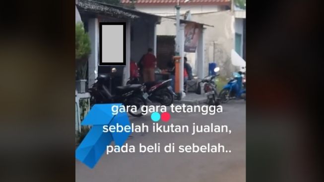 Warung makan sepi pembeli (tiktok)