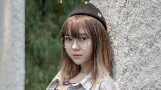 7 Potret Sarah Viloid, YouTuber yang Kena Semprot Jerinx SID Usai Umumkan Positif Covid-19