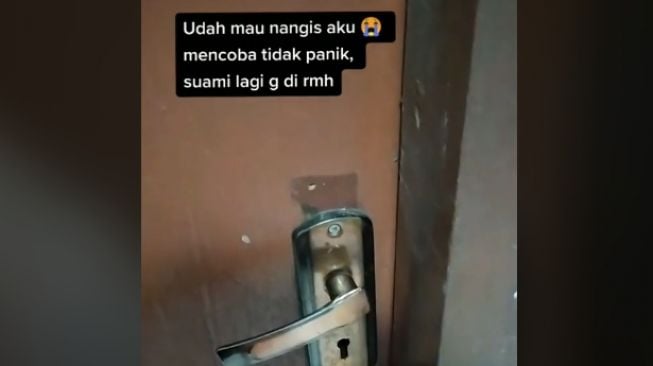 Tinggal di Rumah Tua, Ibu Hampir Nangis Balitanya Terkunci dari Dalam Kamar