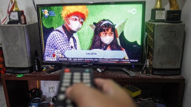 TV Digital Berlaku 30 April, Kominfo Ingatkan Masyarakat Segera Beli Set Top Box