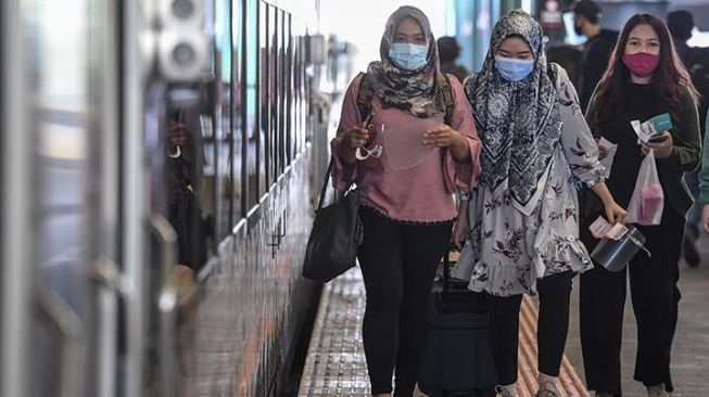 Syarat Naik Kereta Api Selama PPKM Darurat untuk Jarak Jauh dan Dekat