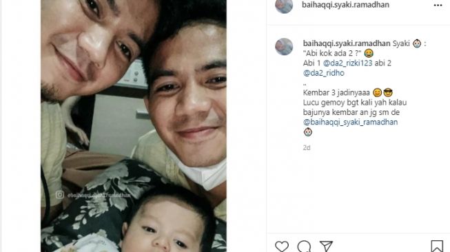 Momen Rizky DA momong Baby Syaki [Instagram]