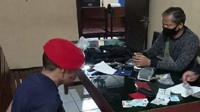 Ngaku Bertugas di Kopassus, Jenderal Gadungan di Sragen Ini Diringkus