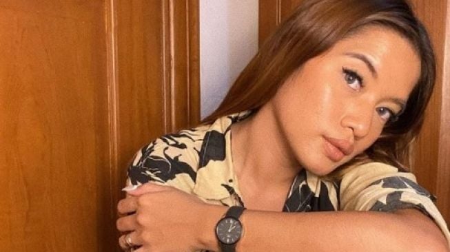 Cantika Abigail Siap Beri Kejutan di Video Klip Ace of Hearts