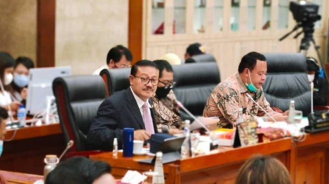 Kasus Covid-19 Tinggi, DPR : Jangan Berdebat dengan yang Remehkan Kemanusiaan