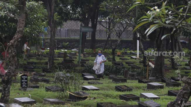 Pengunjung TPU di Jakarta Selatan Diwajibkan Tunjukan Sertifikat Vaksin