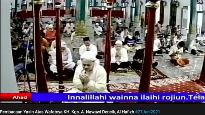 Pembacaan Yasin untuk Imam Kh Ahmad Nawawi Dencik Al Hafidz Diwarnai Tangisan Umat
