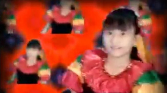 Potret lawas Nia Ramadhani jadi Bintang Video Klip [YouTube]