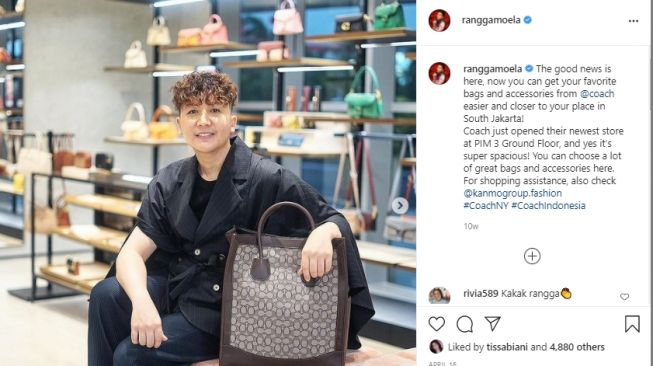 Potret terbaru Rangga Moela berambut keriting [Instagram]