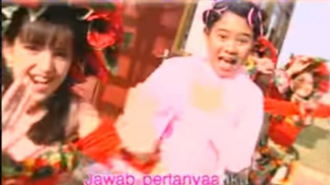 Potret lawas Nia Ramadhani jadi Bintang Video Klip [YouTube]