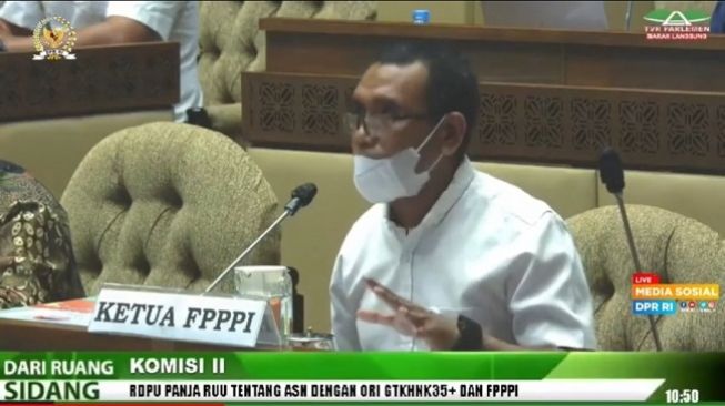 Desak Revisi UU ASN Dipercepat, Honorer Curhat ke DPR Takut Soal Gaji hingga Pemecatan