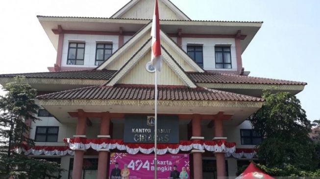 3 Pegawai Positif COVID-19, Kantor Kecamatan Ciracas Lockdown