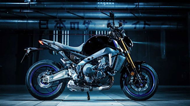  Yamaha MT-09 Matte Dark Grey Metallic [RideApart].