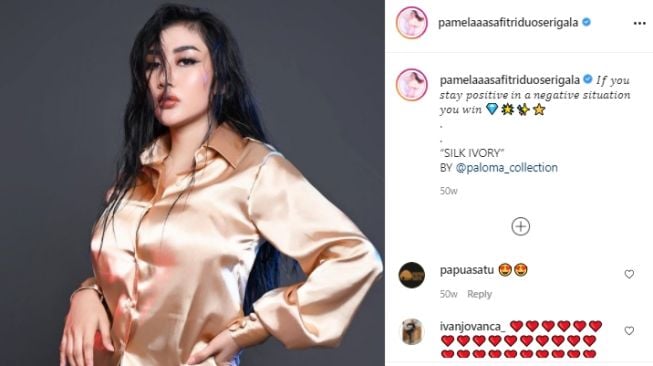 Potret Pamela Safitri pakai busana tertutup. [Instagram]