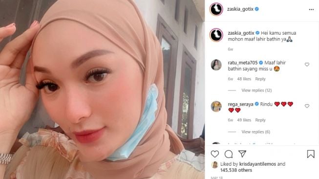 Potret terkini Zaskia Gotik kembali langsing. [Instagram]