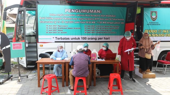 Bus Vaksinasi di Kota Solo. [Dok. Pemprov Jateng]