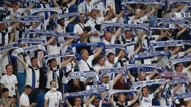 Balik Usai Finlandia Tersingkir di Euro 2020, Ratusan Suporter Positif COVID-19