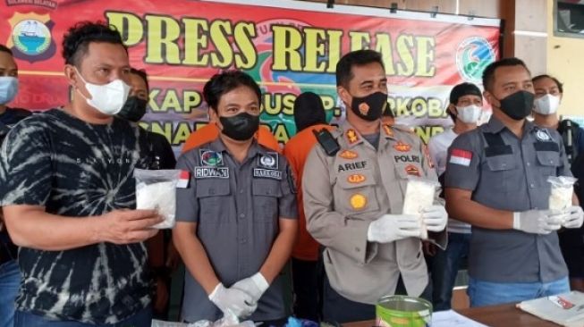 Polisi Tangkap Warga Pinrang Pemilik 1 Kg Kokain