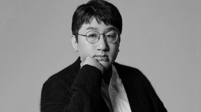 Bang Si Hyuk Mundur Jadi CEO HYBE, Ternyata Ini Alasannya!