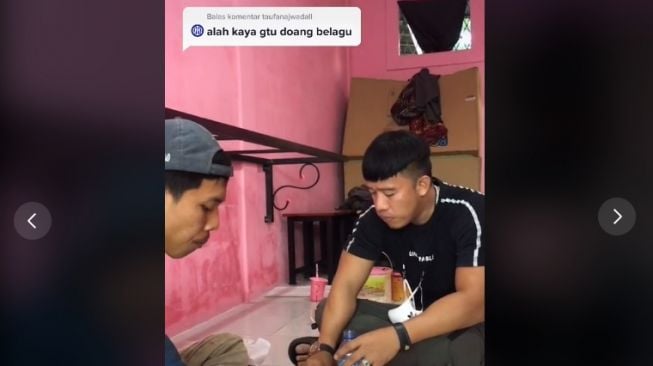 Momen Ruri Repvblik bangun kedai minuman [Instagram/ruri_repvblik]