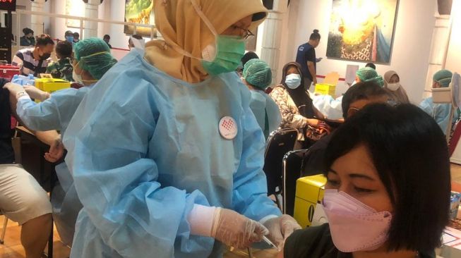 NeoClinic Dukung Kegiatan Vaksinasi Covid-19 ke 10.000 Pekerja Media