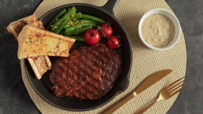 Holycow Luncurkan Steak Bercita Rasa Bumbu Asli Indonesia, Kayak Apa?