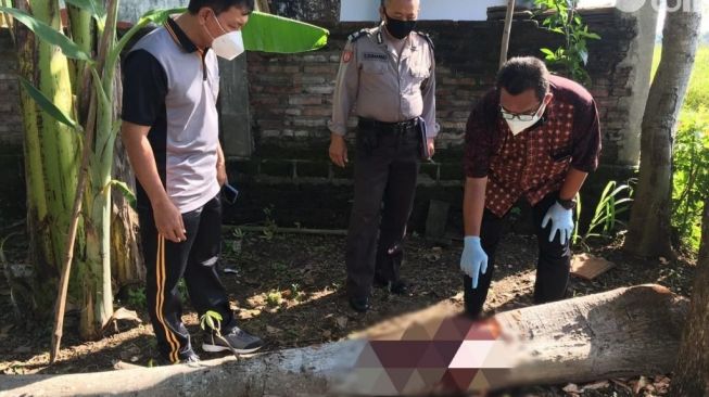 Malangnya Nasib Kakek Panut, Tebang Pohon Malah Tewas Kena Kapak Sendiri